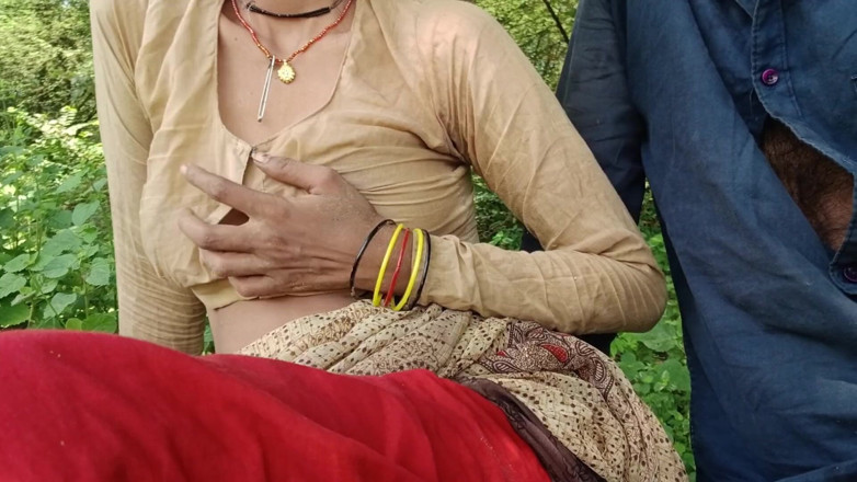 seema: OutDoor Bhabhi wychodzą