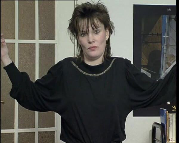 YOUR FIRST PORN: Pamela bugelt Ihre muschi mit bugeleisen - Pamela irons ihre muschi...
