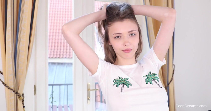 Teen Dreams: 19 Year Old Mila Loves Palm Trees