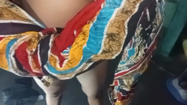 Raja puja: Indian Desi Big Ass Bhabhi Doggy and Tight Ass Fuck.