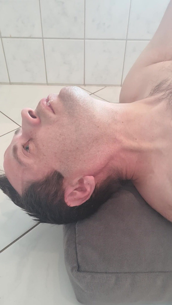 Darqierq: Fuck My Own Throat
