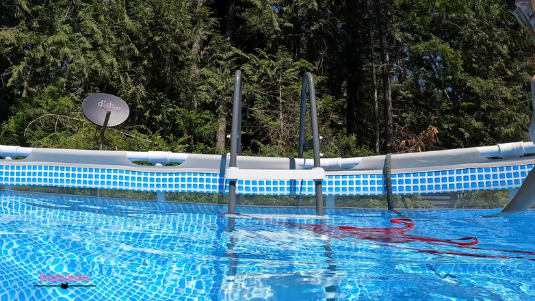 Destination Kat: Дрочка под водой