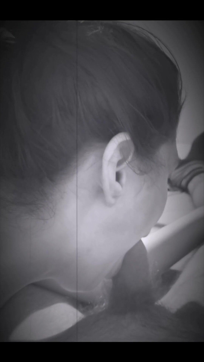 Hard & Rock cc: Talvez câmera lenta te ajude a ver minha língua suja