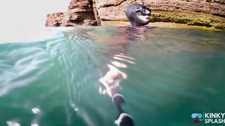 UKCuteGirl Lucy Lauren: Diving in My Shiny Two-piece Wetsuit