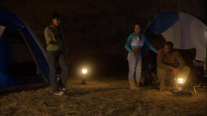 Hot Girlz: Campistas traviesos follando duro en el campamento