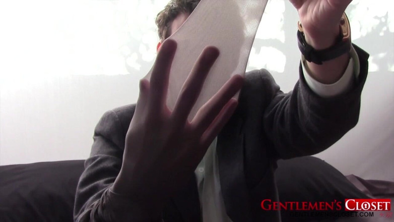 Gentlemen's Closet: Gerard - Mesmerizing 01
