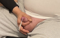 Vantastisch69: Punheta com pau pequeno