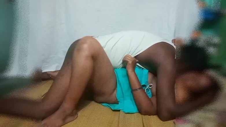 Priyanka314: सुंदर पत्नी का पति के सौतेले भाई के साथ सेक्स