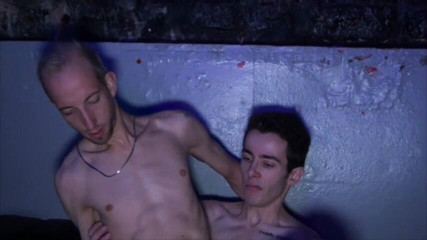 Gaybareback: tvink bina kandom aur choot men viry xxl land