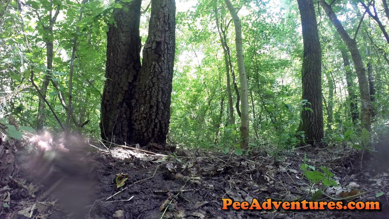 Pee Adventures: jangal men peshaab lena