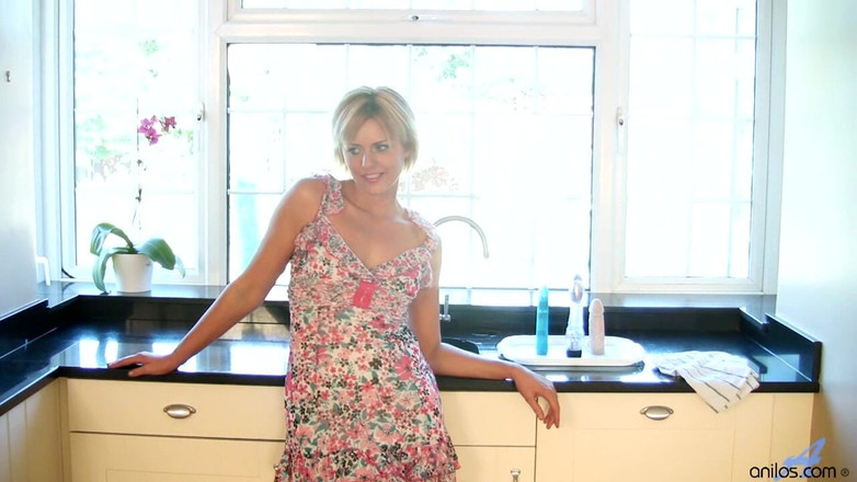 Anilos: Zabawa z zabawkami