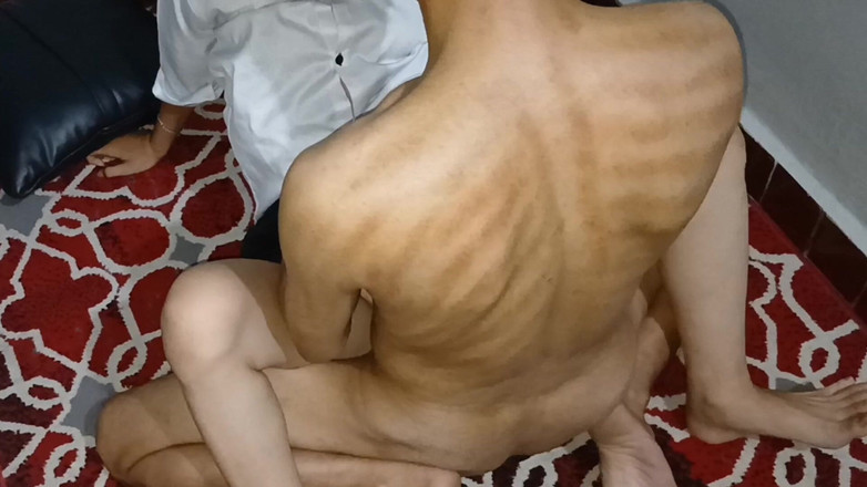 Amazingbeautycum: 6부 - 휴식 시간에 Mushola에서 섹스하는 대학 나쁜 십대