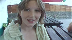 엄밀히 말하면 정액 마시기: 토니 칠튼