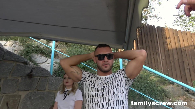 Family Screw: Tentando coisas novas na família parte 1 - familyscrew