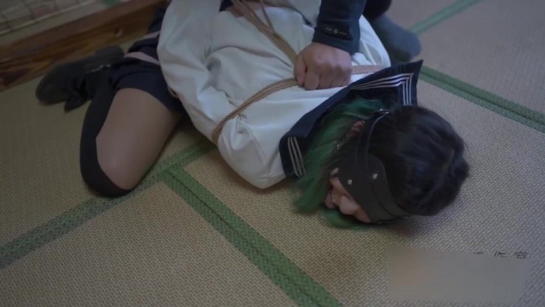 Aisan girl bondage: Xr65-a Girl in a School Uniform Had Her Feet Tickled.