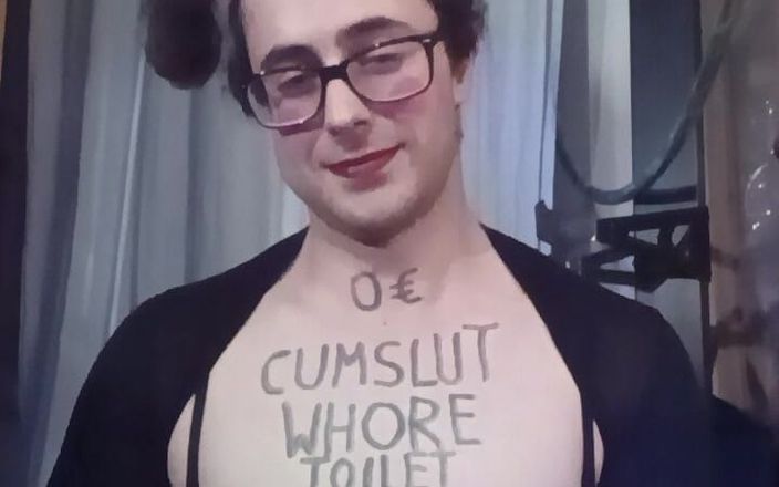 SissyschlampeVanessa: L'inutile sissy troia si scopa analmente con un dildo