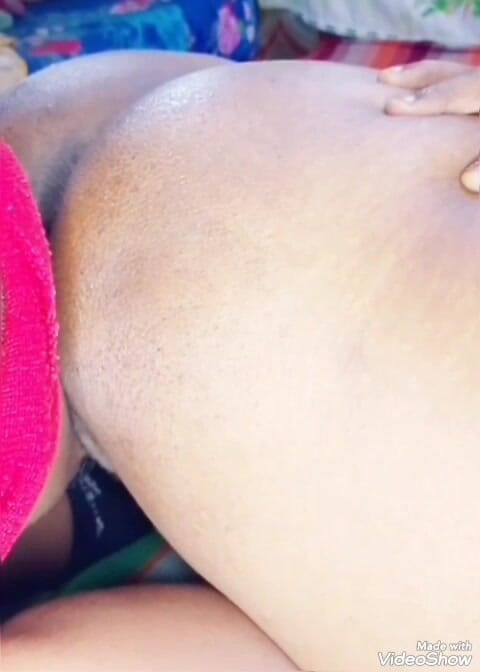 Busyperera: Sexy freundin hardcore muschi lecken im valentine-urlaub