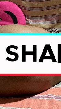 Bini muda yang submisif buatan sendiri dengan rambut deepthroated