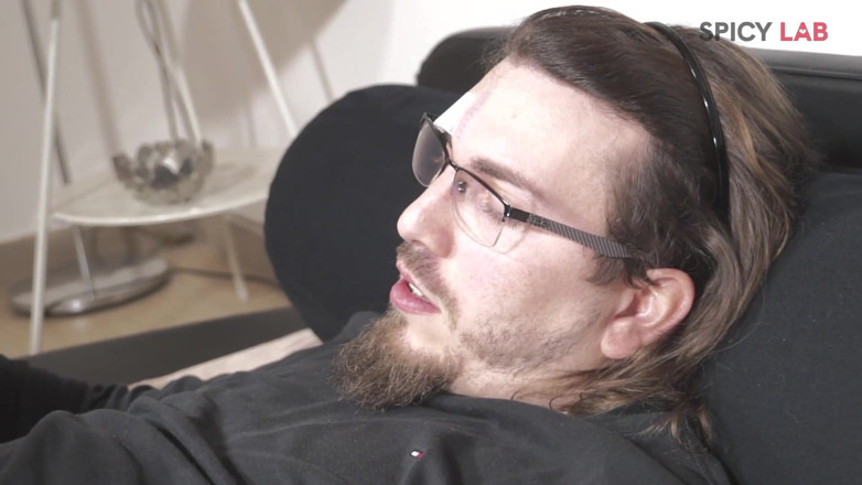 Spicy Lab Production: Sestřička plný servis, sexy coguar Rossana Doll šuká mladého chlapce Gothic