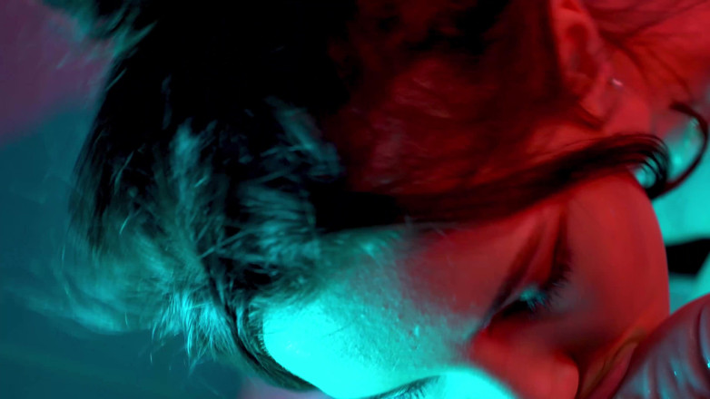 Pink Lights Entertainment: Yourbabypearl- duş emiyor fışkırtıyor genç amatör
