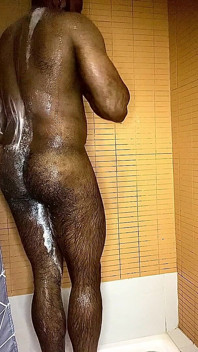 Hairy Man in the Bath