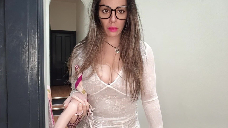 Annika Rain: Annikadoll 3000 유령은 존재하지 않는다