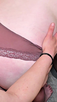 POV německá nevlastní matka - žádný skript. Jen surová vášeň