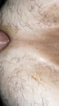 Máquina de follar folla mi culo profundo con un consolador enorme