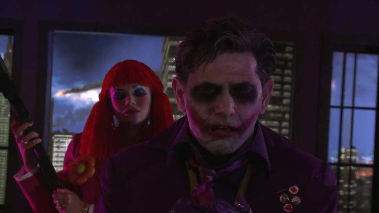 CBD Media: Batman Robin Catwoman и Joker занимаются групповом сексом с молодыми грудастыми блондинками
