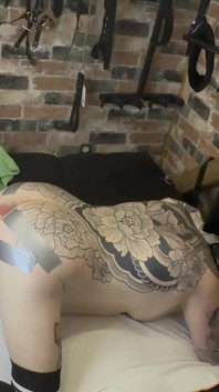 Fuckpigs vuistneukbeloning