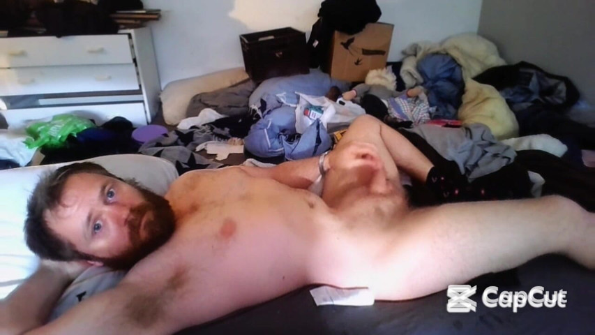 Masturbating (Ole) Masturbating (Ole)