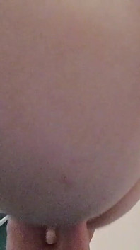 Je me masturbe avec mon gros gode double - partie 2