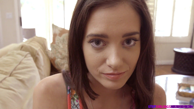 StepSiblings Caught: Üvey kız kardeşlerimin göğüsleri - s4:e7