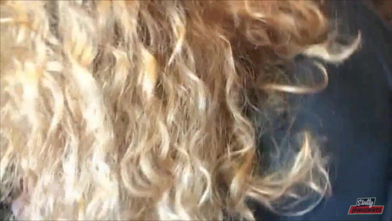 Vere Casalinghe Italia.: Lusty old woman enjoys cocks and toys in her holes