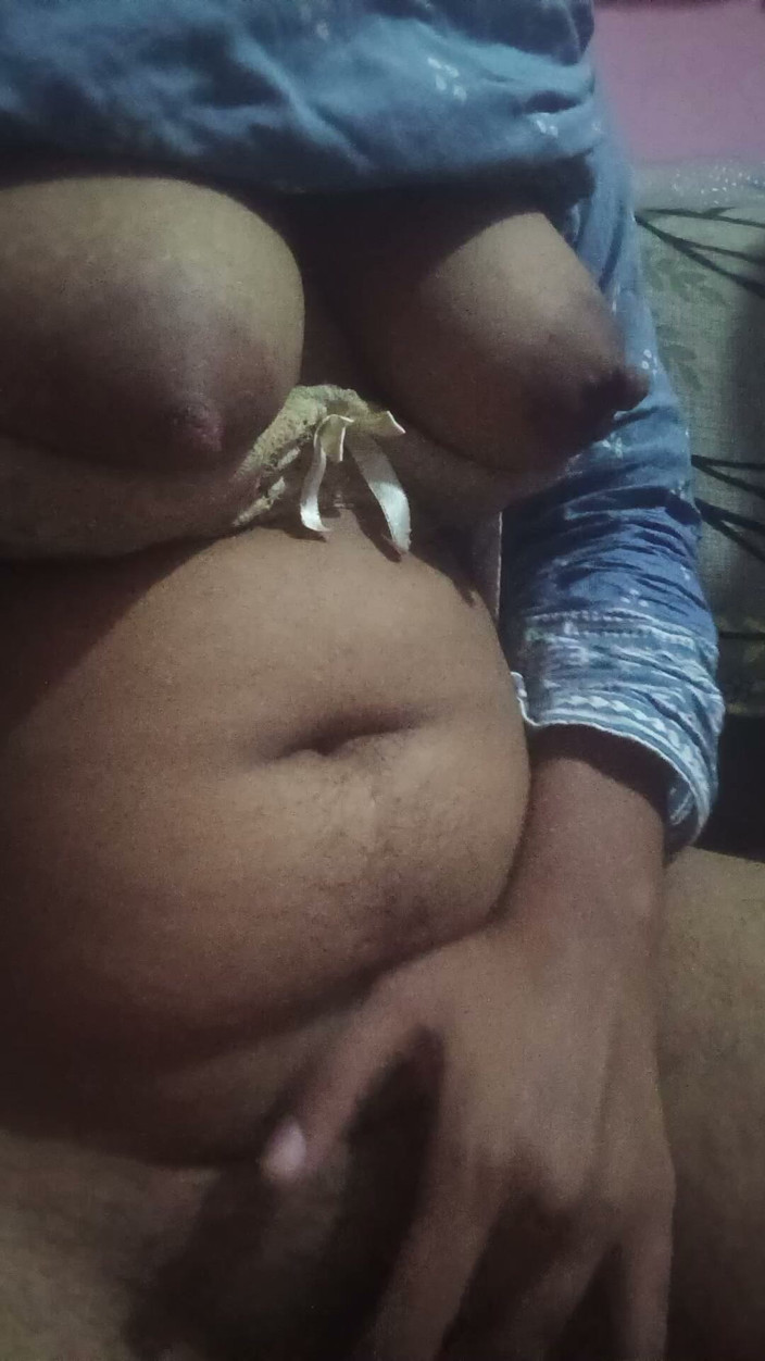 Naughty_Sana: Ditalino in una figa calda tette virali virali