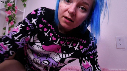 AlexaCrush: 嫉妒的女友给你一个方便