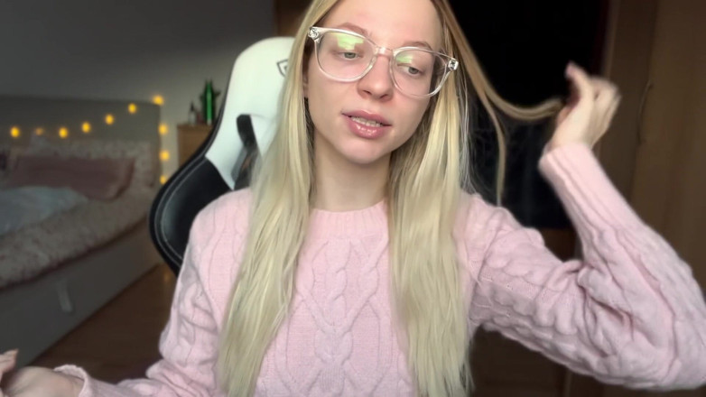 Goddess_Bella_Rae: Neden youre a beta ve orada sıkıştı