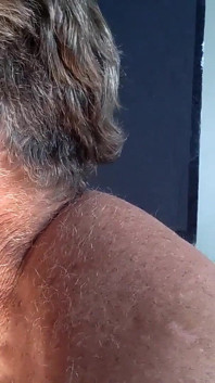Nghệ sĩ lông và mrhairygardener tại lỗ vinh quang