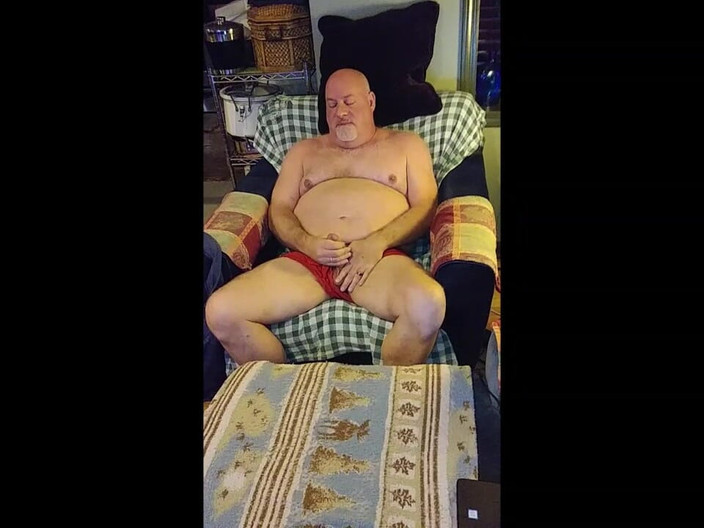 beardaddychub: 더블 정액! 두 번 당신을 위해 촬영하는 Beardaddychub!