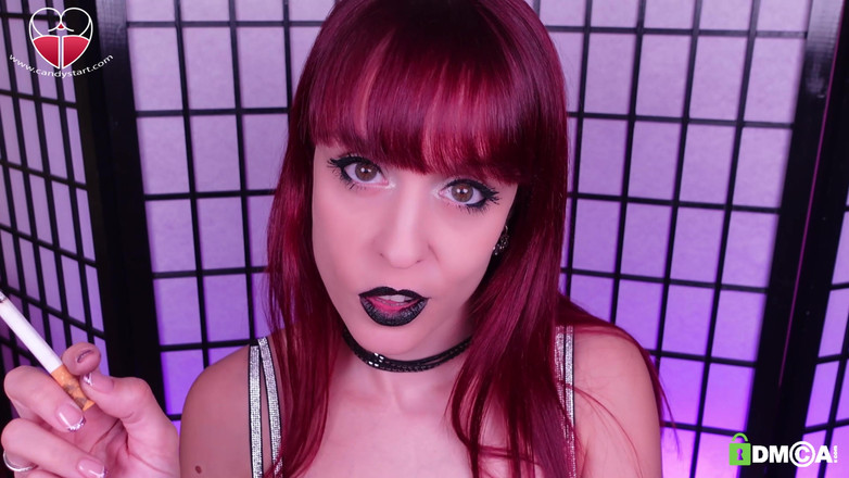 Candystart Videos: Palenie zbliżenie Czarne usta