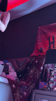 3 hodiny 33 minut 33 sekund šílenství halloween necenzurovaný super pokus o zátah s nahotou a vším
