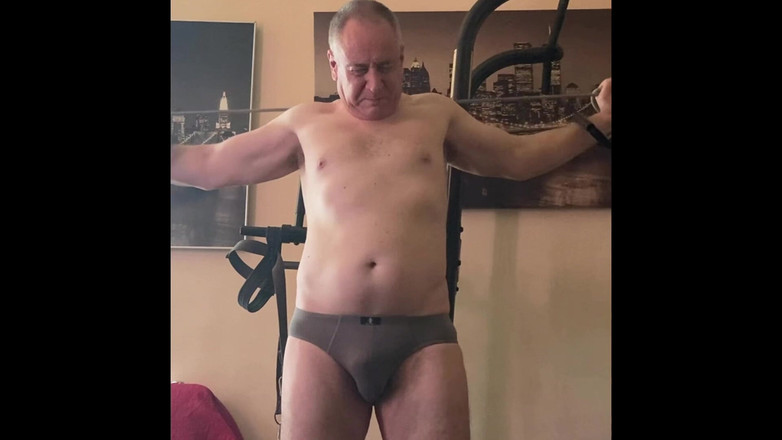 Alex Igogo: Film85334542