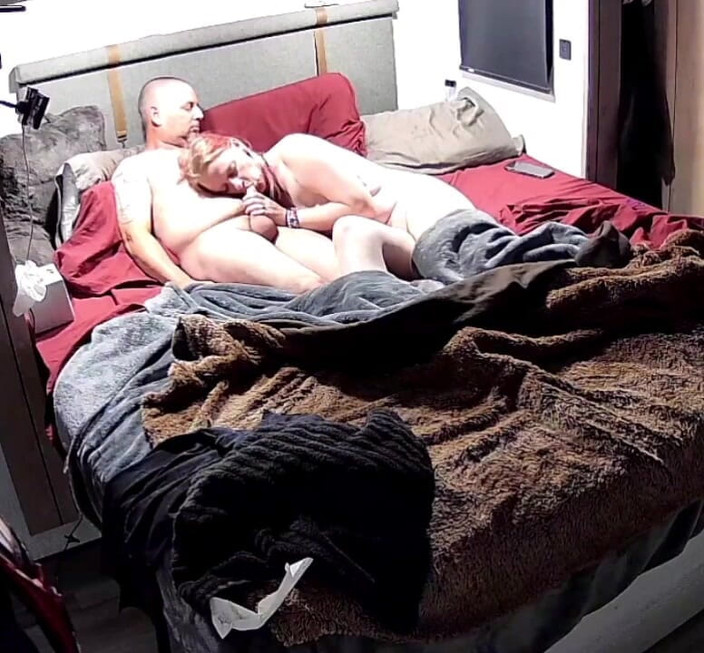 KittieNoOne: Použila jsem ho, aby mě vysadil a znovu měl v...