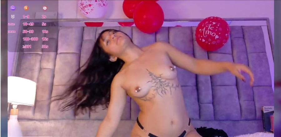 Emilyn Grifs: Užij si mokrou a kouzelnou masturbaci se mnou