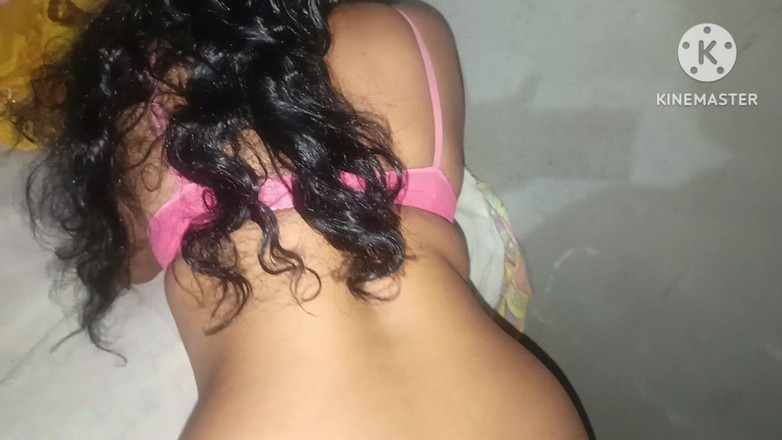 Nisha kajal: 힌디어 오디오로 핫한 인도 인도 인도 마을 비디오 섹스하는 Devar Bhabhi Penfull 후장 첫 영상