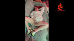 Liz Heat: 발정난 발 뒤꿈치와 란제리 자위하는 미시 발정난 마누라