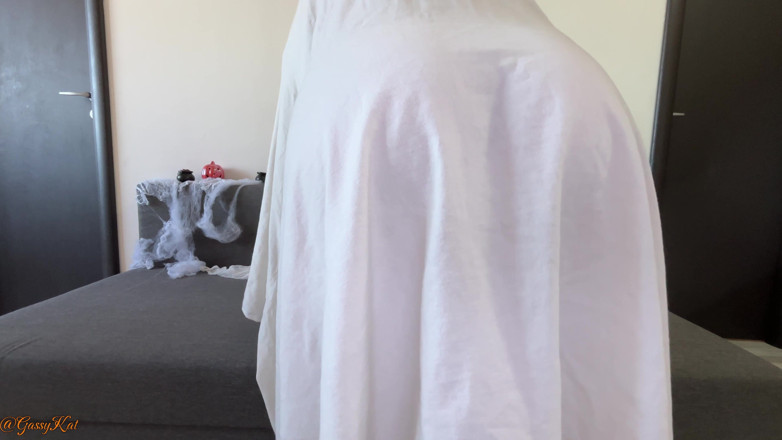 GassyKat: Ghost Farts: Haunted Gas Under the Sheet