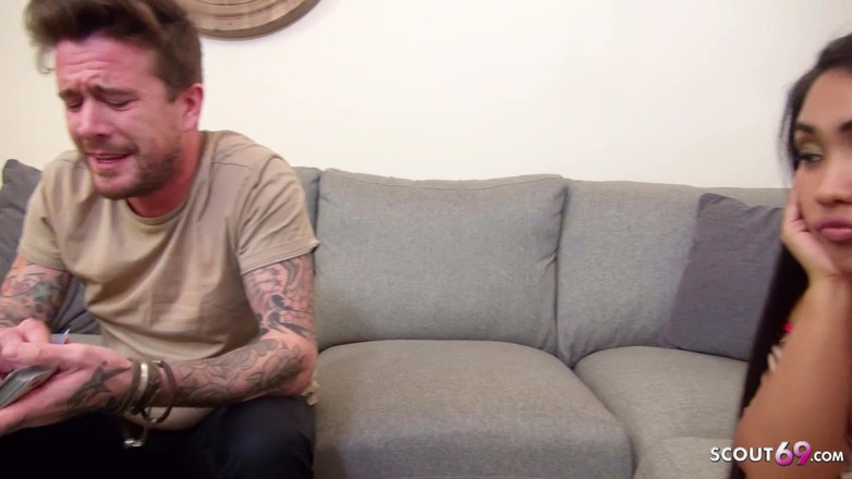 Full porn collection: Nejprve se hádají při hraní - pak je slečna Pinny ošukána