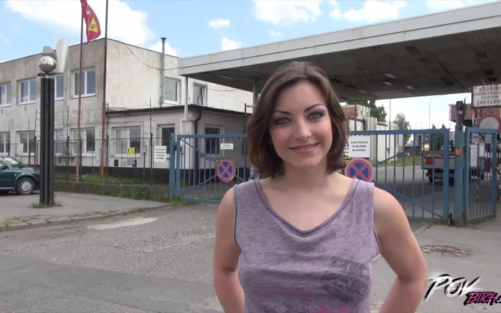 Czech Pornzone: Outdoor Job Offer - Alexis Cherry