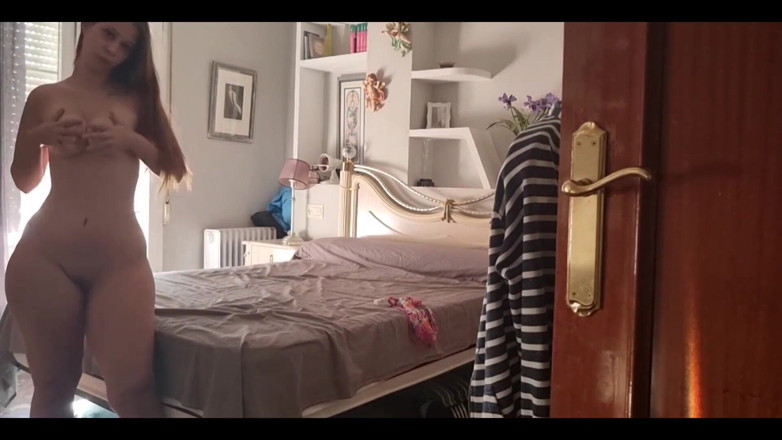 Holycandy: Ana Hard Is Back, the One Who Makes Your Dick...